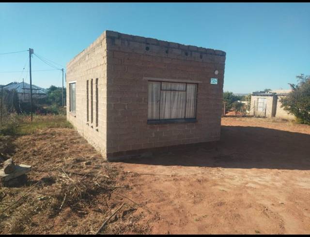 2 BEDROOM HOUSE FOR SALE IN MANKWENG